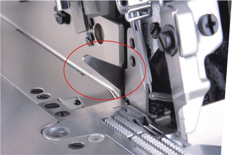 Máy vắt sổ 3 kim 5 chỉ cắt chỉ tự động Jack JK-799S-5