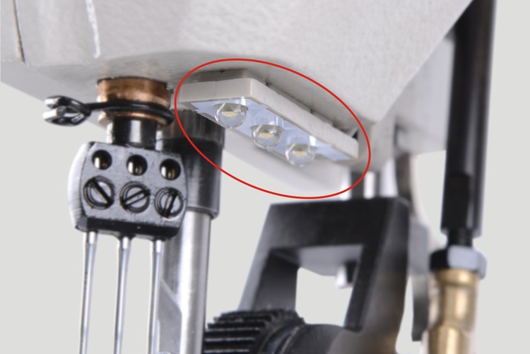 MÁY MAY 3 KIM MÓC XÍCH LIỀN TRỤC JACK JK-8560WD